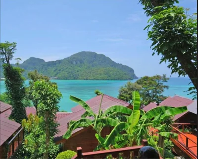 Superior kamer met twee eenpersoonsbedden en zeezicht — The Cobble Beach Hotel- Phi Phi Island
